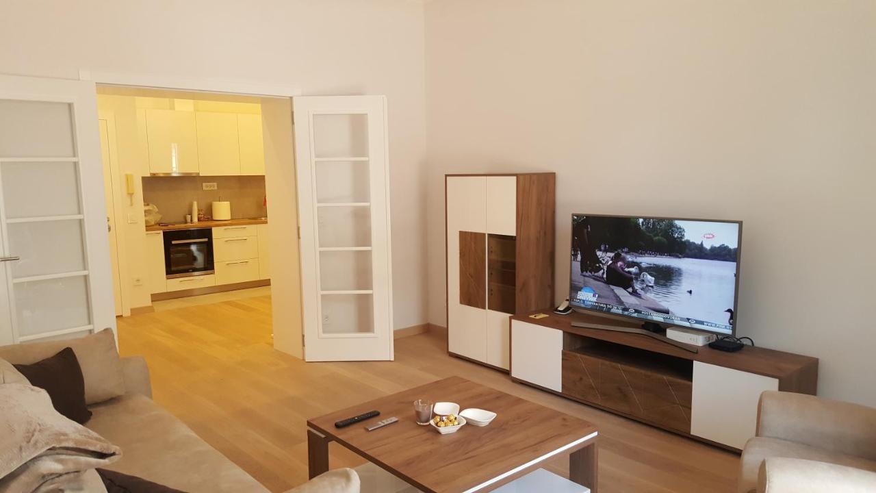 Appartamento Beograd Centar Esterno foto