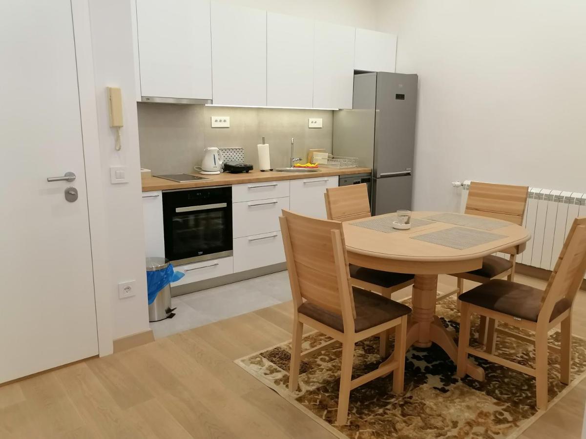 Appartamento Beograd Centar Esterno foto